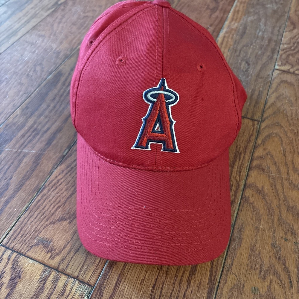 MLB Baseball Hat Los Angeles Angels  Red with  Hook‎ Loop Strap A's streetwear